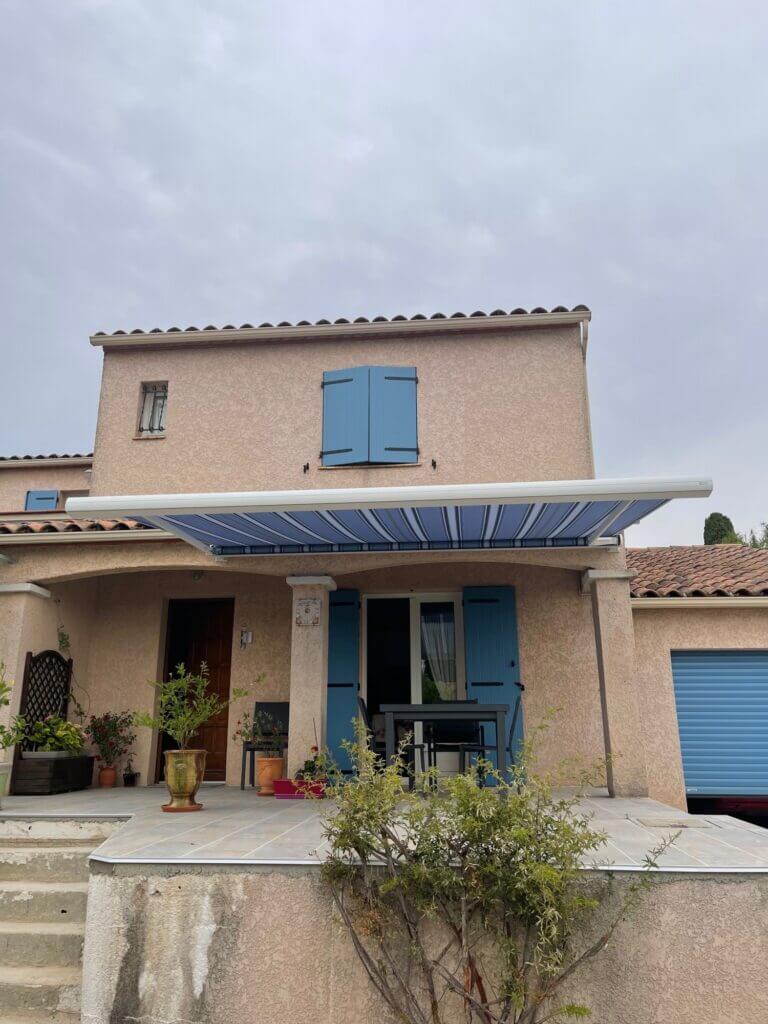 Store banne motorisé personnalisable sur mesure