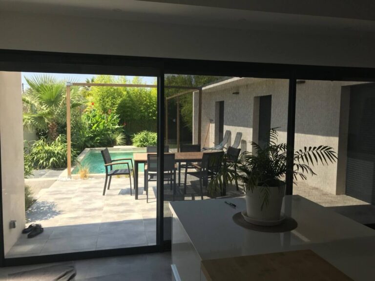 Stores enrouleurs toiles screen sur mesure