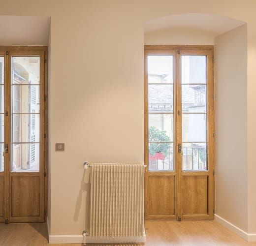 Porte-fenêtre fibre immeuble ancien